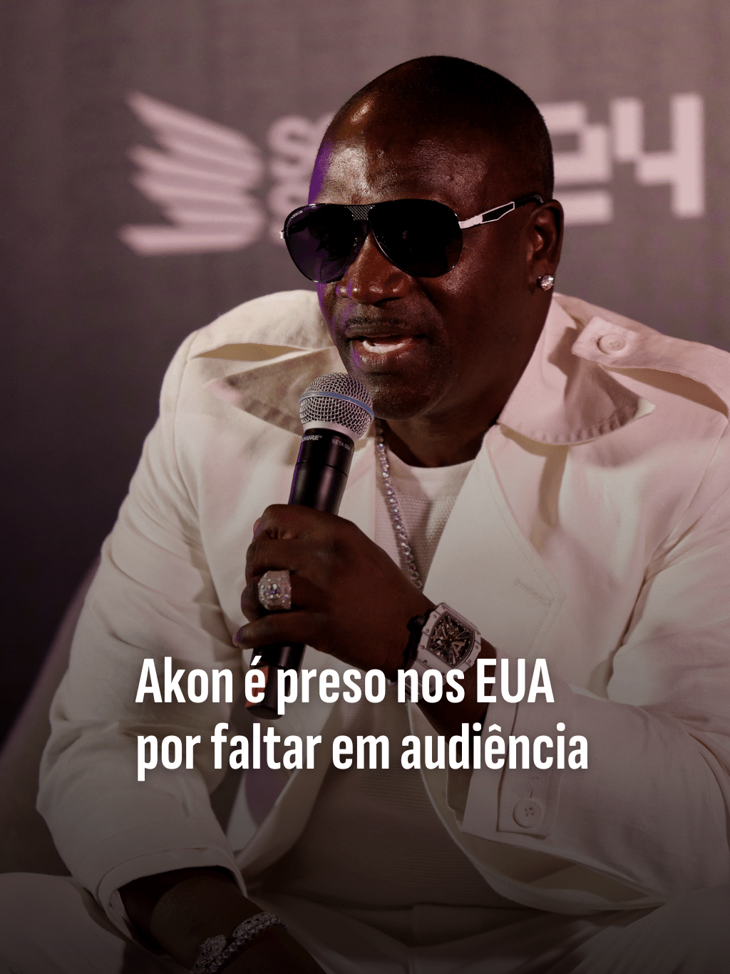 Akon é preso nos EUA por faltar em audiência