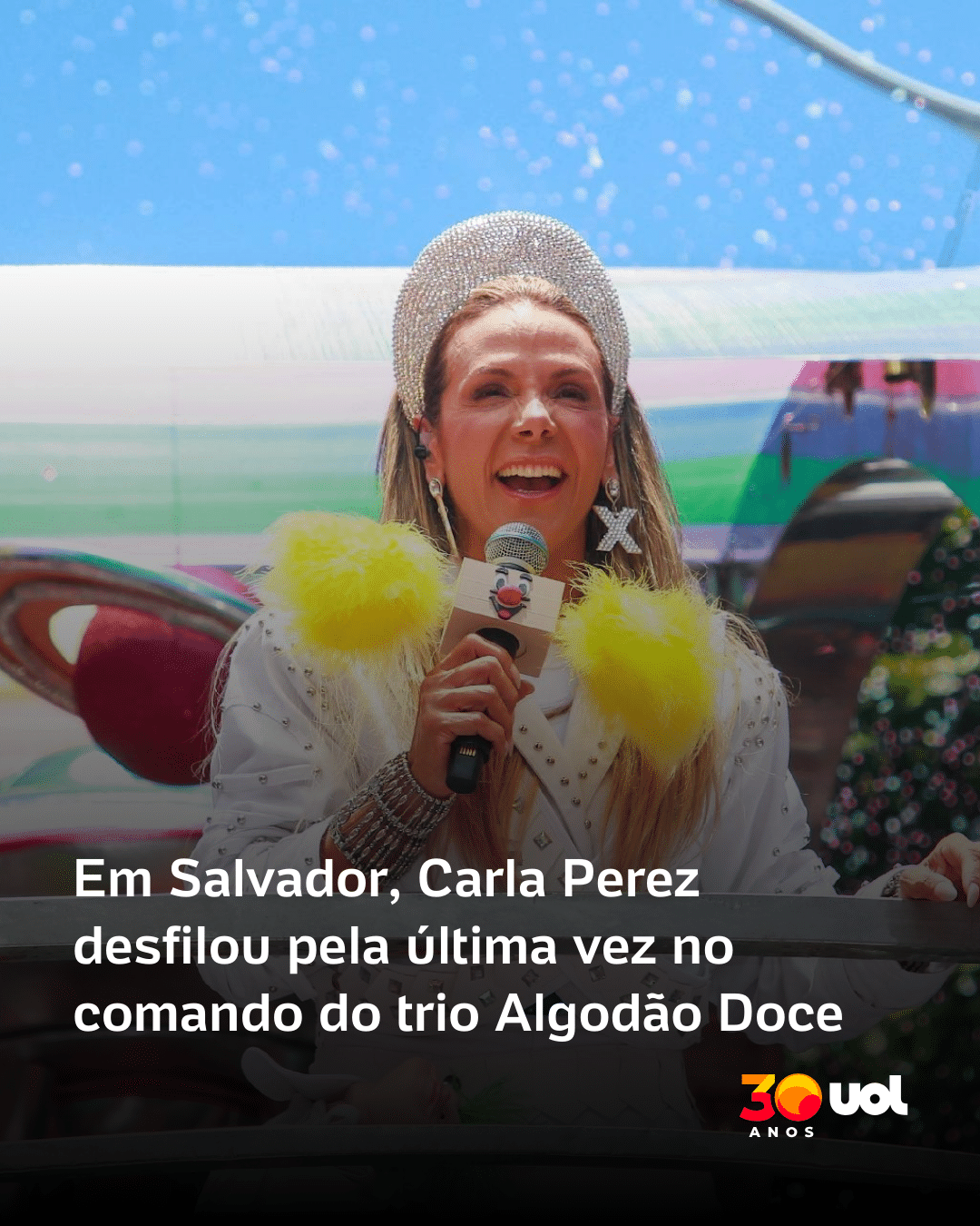 Pedido de anistia e policiais fantasiados: destaques do domingo de Carnaval pelo Brasil - undefined