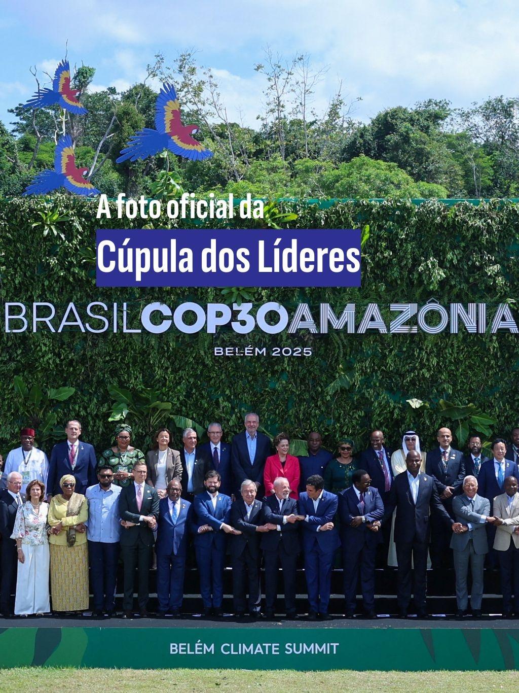 Lula posa ao lado de líderes mundiais em foto oficial da COP30