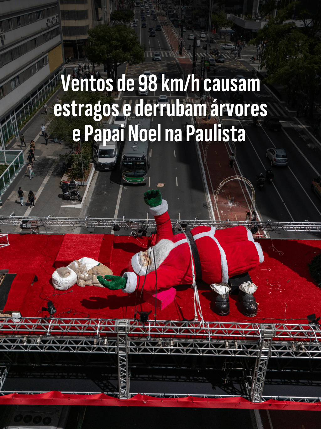 Ventos de 98 km/h causam estragos e derrubam árvores e Papai Noel na ...