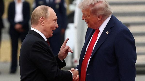 Trump e Putin se encontram cara a cara pela 1ª vez desde 2019