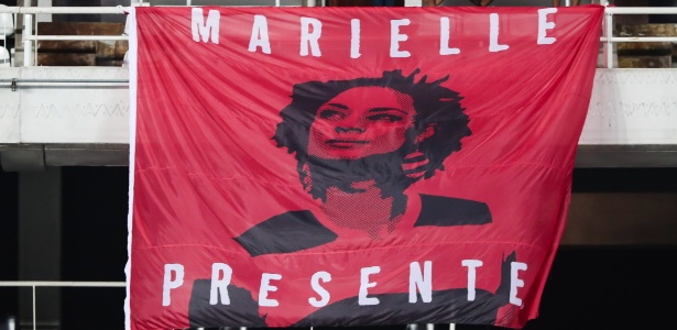 A bandeira confeccionada pelos rubro-negros para a vereadora Marielle Franco - André Melo Andrade/Eleven/Estadão Conteúdo