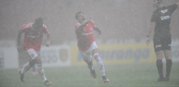 Inter bate o Novo Hamburgo, confirma 1º lugar e espera adversário da semi
