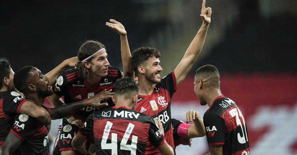 Gustavo Henrique faz o segundo para o Flamengo contra o Sport, pelo Brasileirão