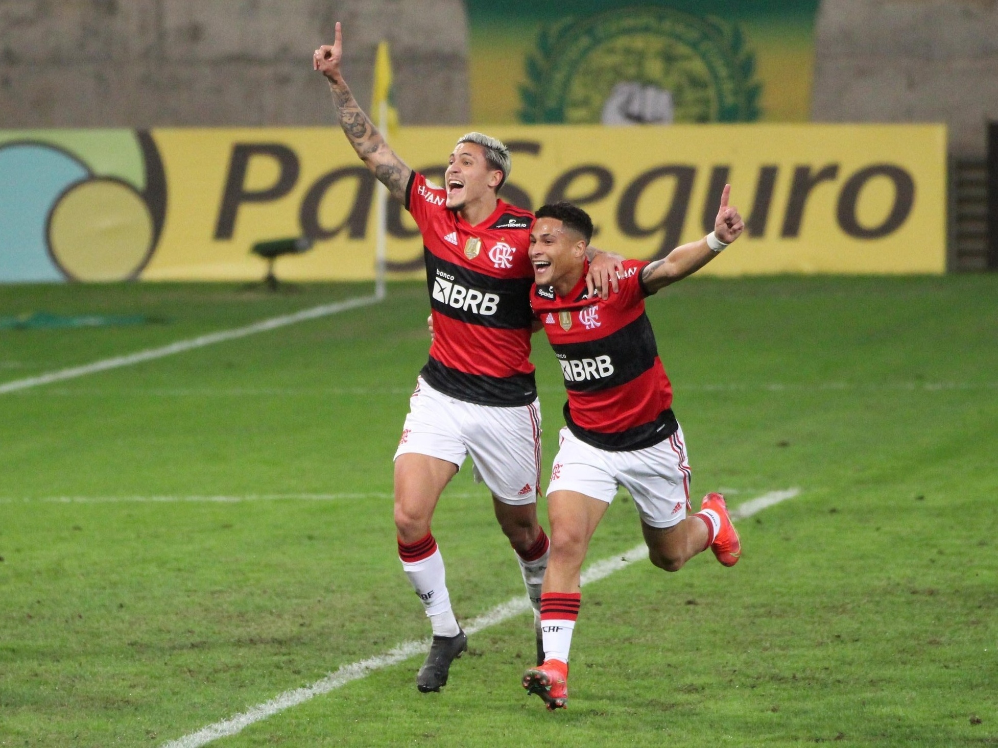 Flamengo Joga Para O Gasto E Vence Cuiaba Com Gols De Pedro E Thiago Maia 01 07 21 Uol Esporte
