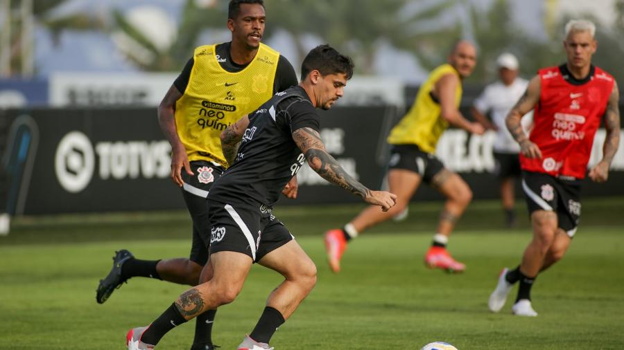 Corinthians treinou no CT Joaquim Grava e, na sequência, embarcou ao Rio de Janeiro  - Rodrigo Coca/ Ag. Corinthians