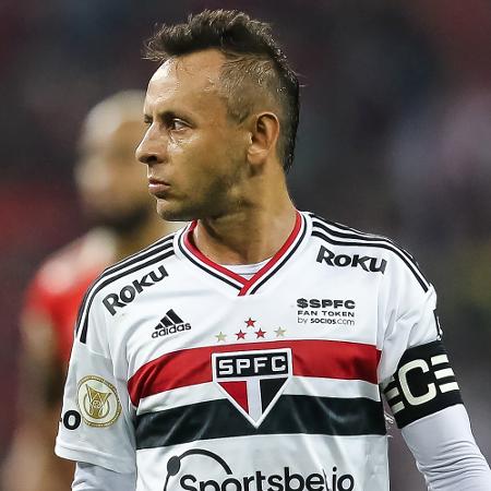 Rafinha tem contrato até o fim deste ano e deve renovar com o clube - Pedro H. Tesch/AGIF