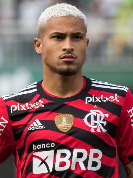 Barcelona desiste de Wesley, lateral promessa do Flamengo