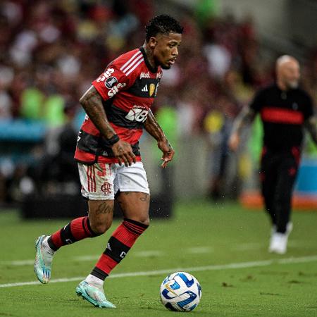 Marinho, do Flamengo, em ação contra o Ñublense, pela Libertadores - Thiago Ribeiro/AGIF