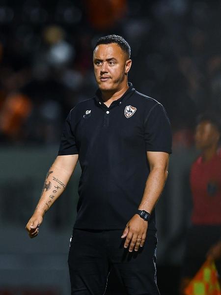 Gabriel Magalhães é treinador do Chiangrai United, da Tailândia - Divulgação/Chiangrai United