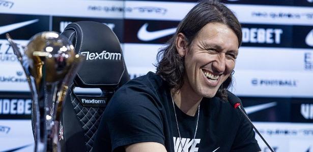 Corinthians homenageará Cássio com busto: 
