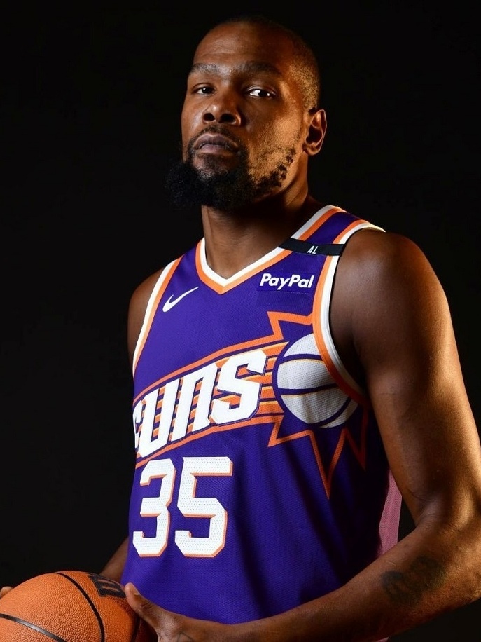 NBA: Kevin Durant é mais um astro a se machucar no início da temporada