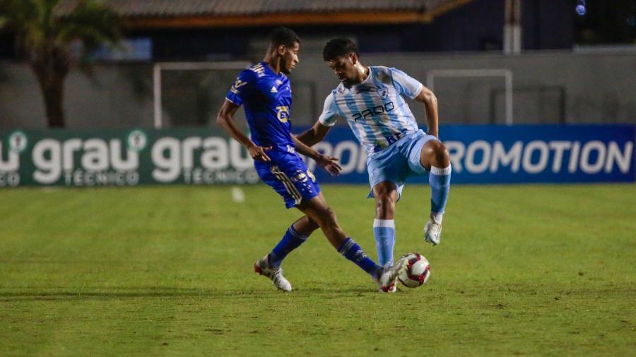 Londrina e Cruzeiro se enfrentam pela Série B do Campeonato Brasileiro - Ricardo Chicarelli/ Londrina EC