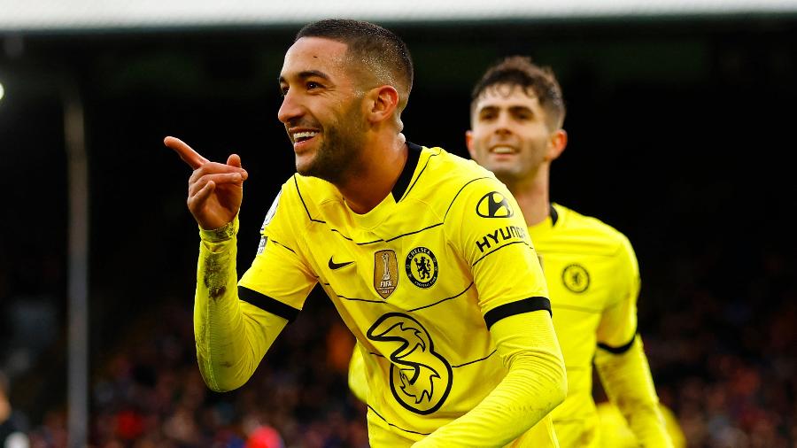 Ziyech comemora gol do Chelsea sobre Crystal Palace no Campeonato Inglês - Reuters/Andrew Boyers