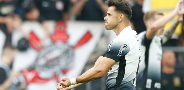 Romero Vira Talismã do Corinthians com Gols Decisivos em Partidas Cruciais