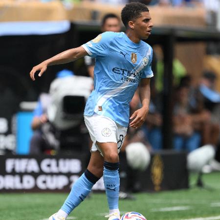 Rico Lewis, lateral direito do Manchester City, em ação no Mundial de Clubes - David Ramos / GETTY IMAGES NORTH AMERICA / Getty Images via AFP