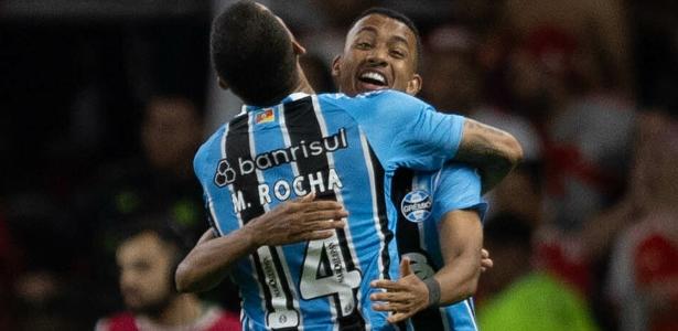 Inter perde pênalti, VAR e choro marcam vitória do Grêmio em jogo maluco.