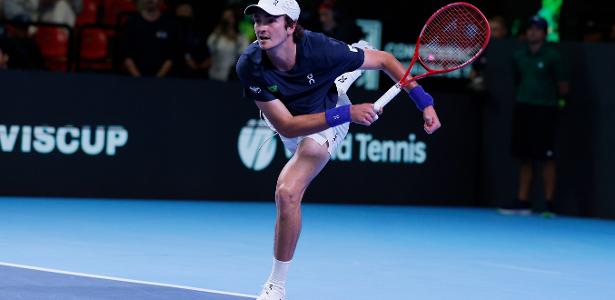 João Fonseca Announces Temporary Break After Davis Cup