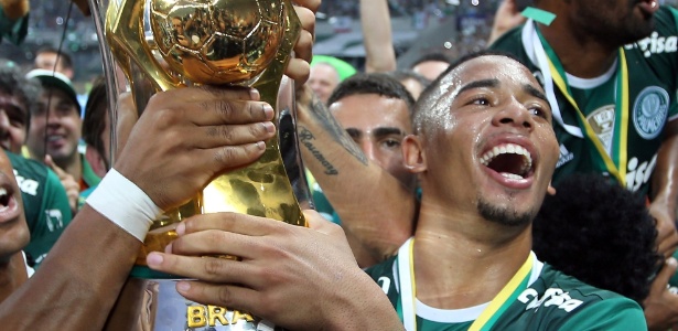 Gabriel Jesus deixou o Palmeiras logo após o título brasileiro - REUTERS/Paulo Whitaker