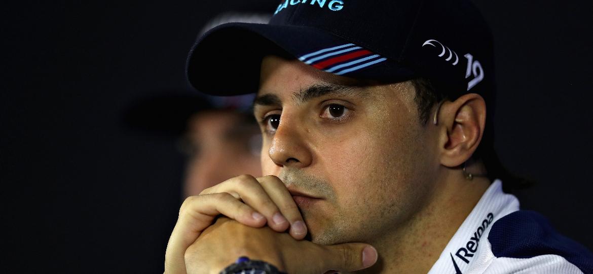 Felipe Massa falou sobre o episódio de violência com estrangeiros em Interlagos - Dan Istitene/Getty Images
