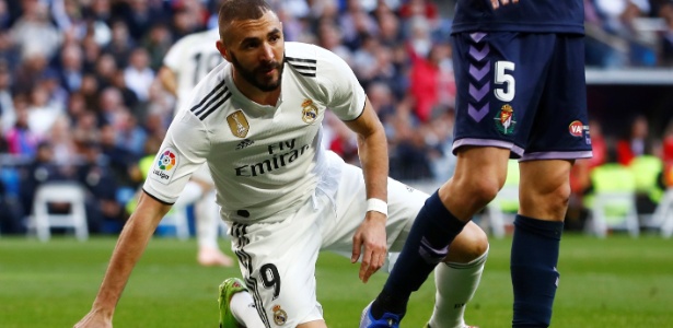 Benzema contra o Valladolid - JUAN MEDINA/REUTERS - JUAN MEDINA/REUTERS