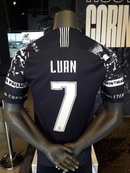 Luan vestirá a camisa 7 no Corinthians, utilizada por Sornoza nesta temporada - Reprodução/Twitter