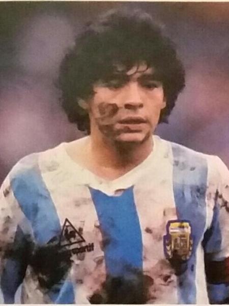 Maradona em 1985 contra o Peru, pelas Eliminatórias - Arquivo AFA
