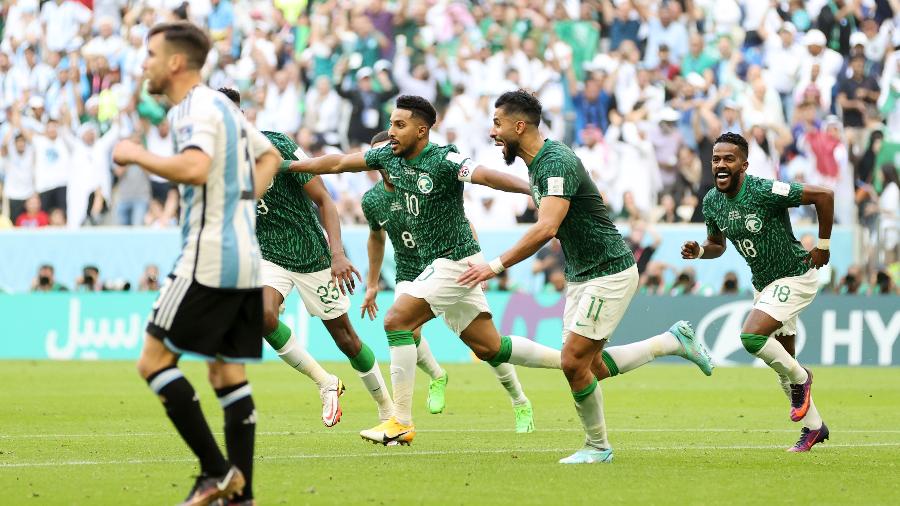 Al-Dawsari comemora segundo gol da Arábia Saudita contra a Argentina - Clive Brunskill/Getty Images