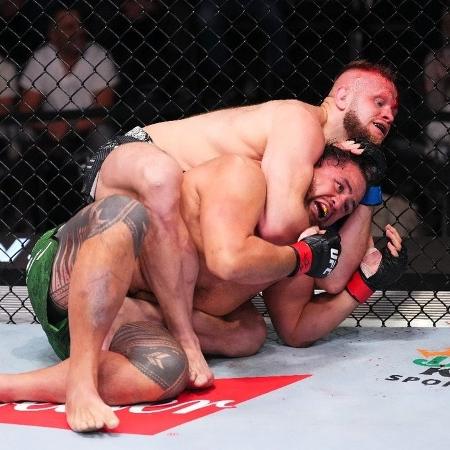 Marcin Tybura venceu Tai Tuiyasa no UFC Vegas 88