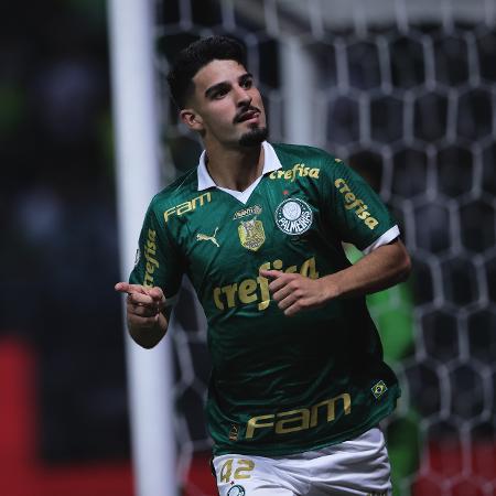 Flaco López, do Palmeiras, comemora após marcar contra o Juventude, pelo Brasileirão
