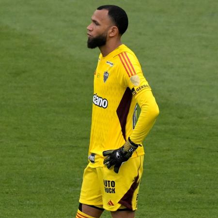 Everson se lamenta durante final da Libertadores entre Atlético-MG e Botafogo - JUAN MABROMATA/AFP