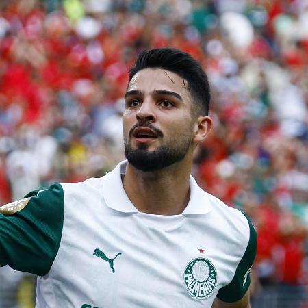 Flaco López, do Palmeiras, comemora após marcar sobre o Al Ahly, no Mundial Flaco López, do Palmeiras, comemora após marcar sobre o Al Ahly, no Mundial