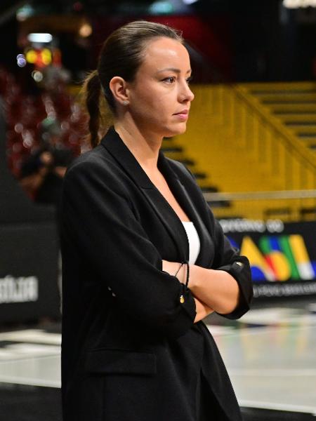 Jelena Todorovic, do Fortaleza Basquete Cearense, é a primeira técnica mulher do NBB Jelena Todorovic, do Fortaleza Basquete Cearense, é a primeira técnica mulher do NBB