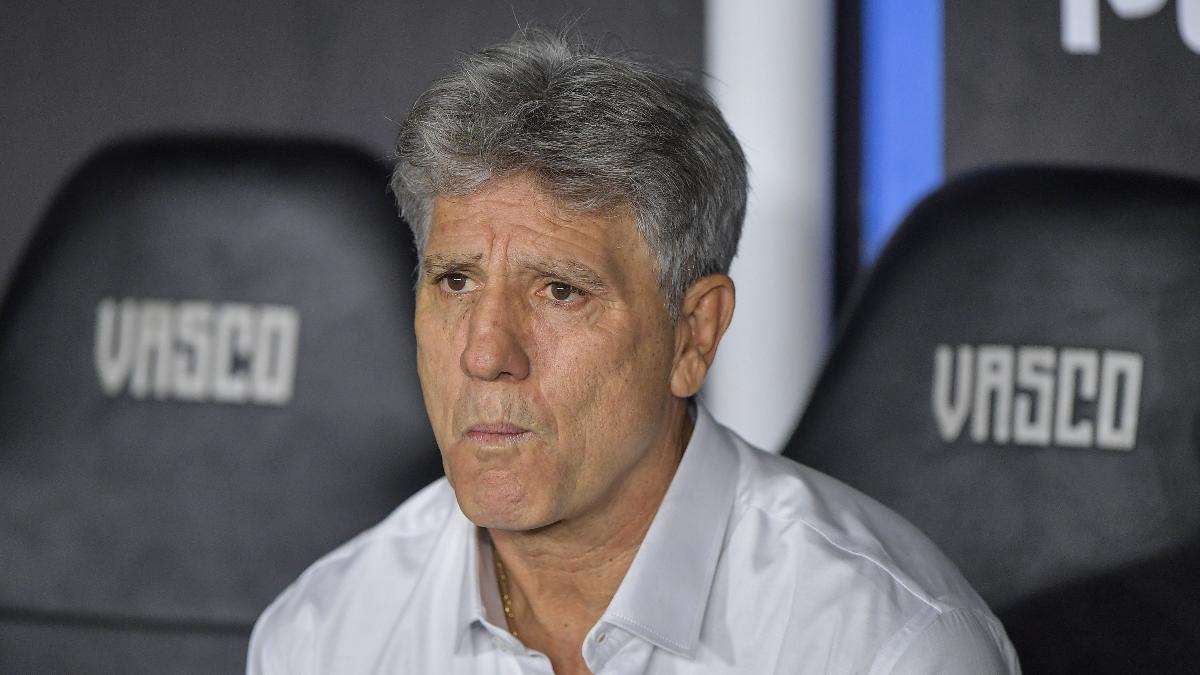 Brasileirão chega à metade com 13 trocas de técnico; 10 times não mudaram