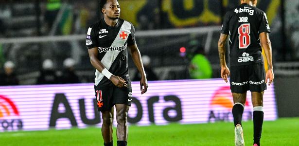 'Penso que é algo espiritual', desabafa Andrés Gómez sobre crise do Vasco