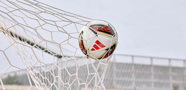 'Dói um pouco': Nova bola não passa em 'teste' e gera críticas na Alemanha