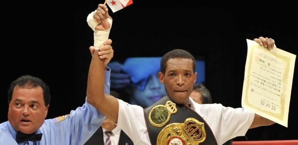 Caballero foi campeão de boxe - AFP PHOTO / KAZUHIRO NOGI