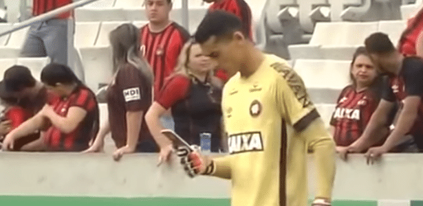 Santos usou aparelho antes de jogo contra Atlético-MG - Reprodução/TV UOL