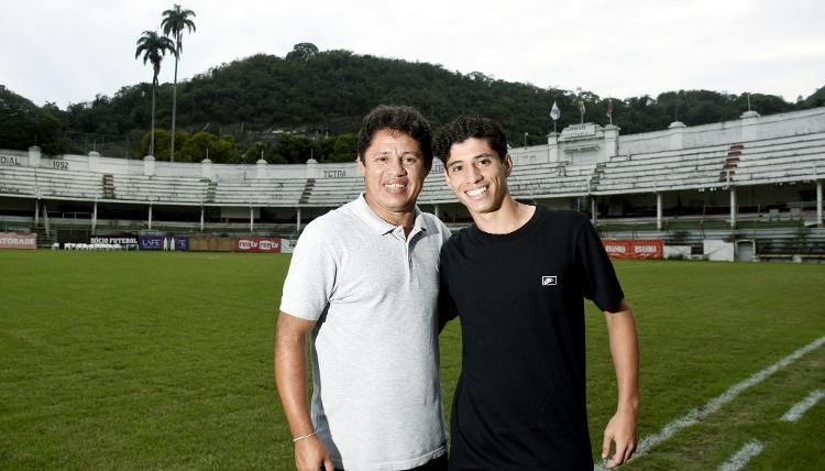 Iranildo, ex-Flamengo, com o filho Yago, jogador do sub-17 do Fluminense