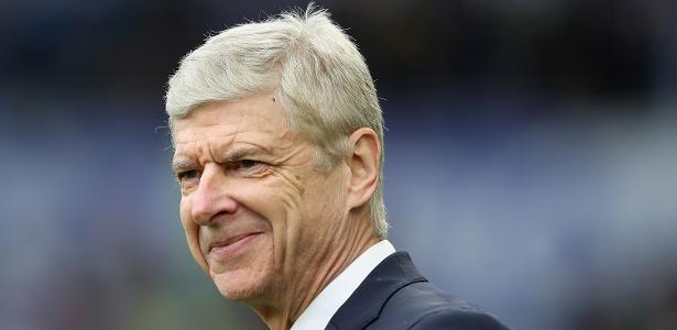 Fifa comemora fase de grupos com futebol em direção ao fim da cera