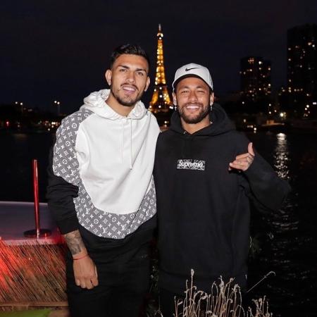 Neymar e Paredes em Paris - Instagram @neymarjr