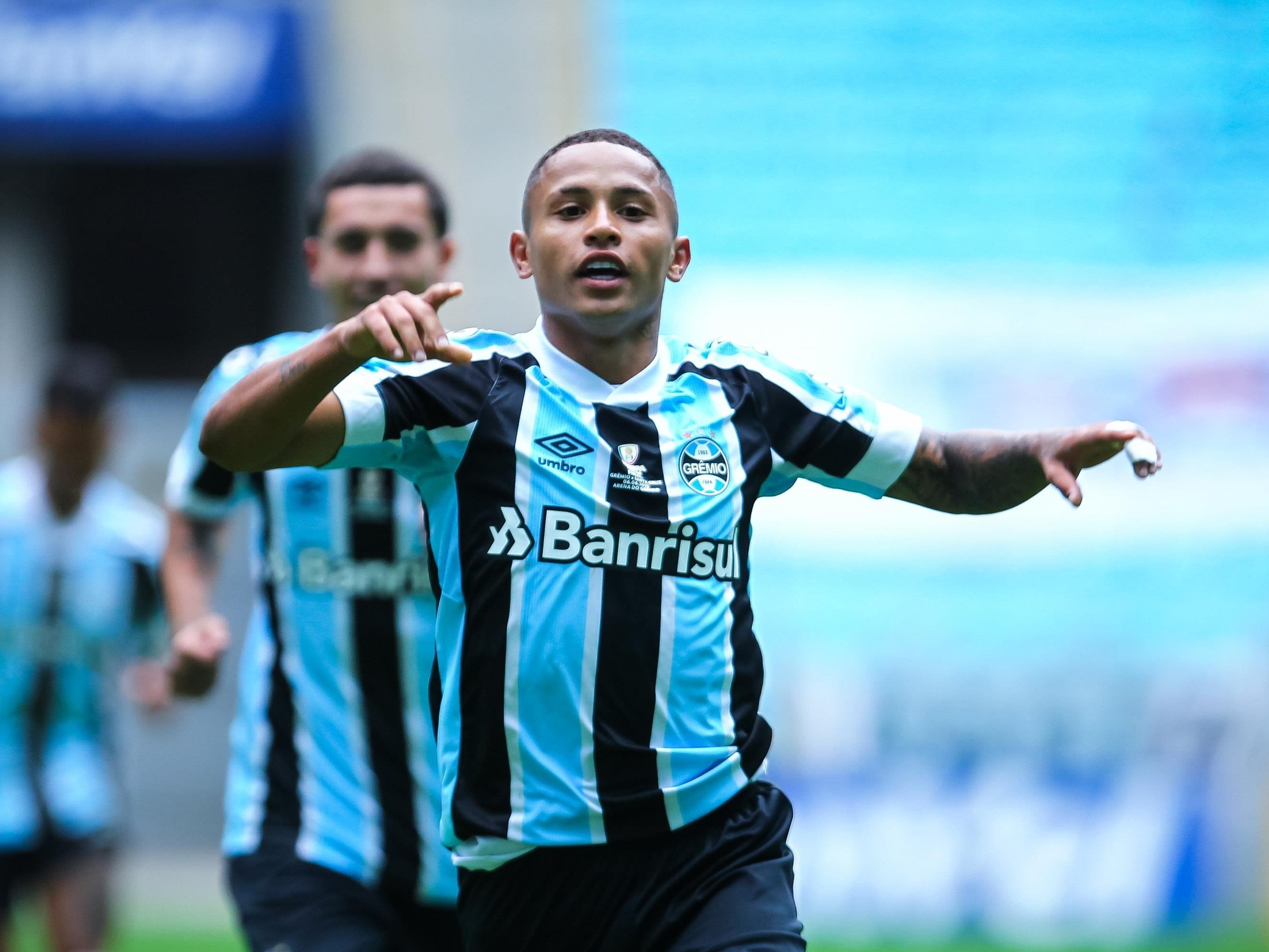 Grêmio vence o Atlético, mas está rebaixado para a segunda divisão em 2022  - GAZ - Notícias de Santa Cruz do Sul e Região