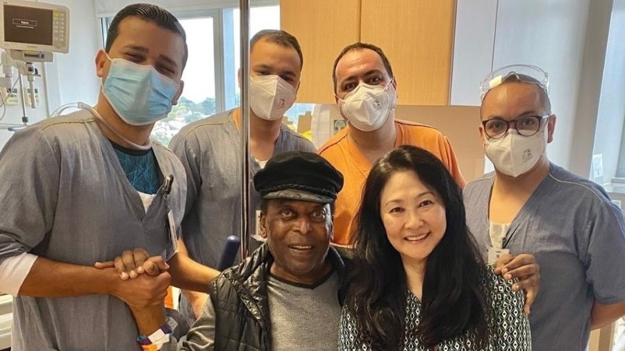 Pelé comemora volta para casa e agradece equipe do hospital - Reprodução/Instagram