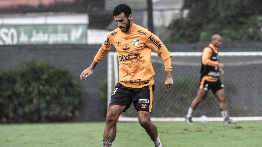 Camacho, volante do Santos - Ivan Storti/Santos FC
