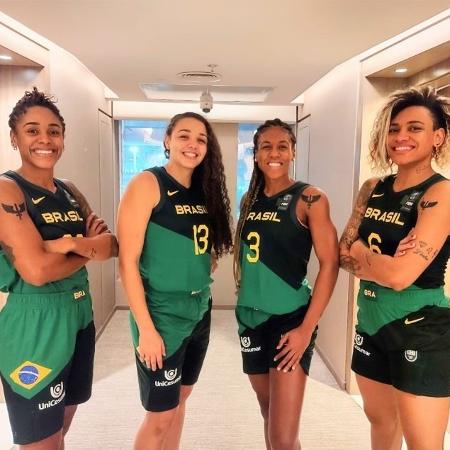 Vitória Marcelino, Gabriela Guimarães, Luana Batista e Sassá, da seleção de basquete 3x3 - CBB