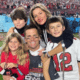 Tom Brady posta foto ao lado de Gisele Bundchen e os filhos