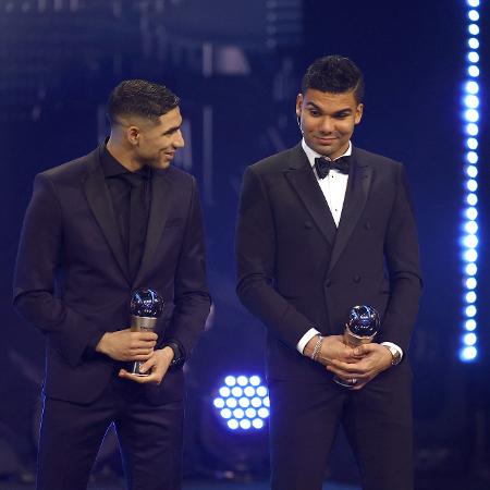 Casemiro (dir.) e Hakimi (esq.) estão na seleção ideal do prêmio The Best, da Fifa - SARAH MEYSSONNIER/REUTERS