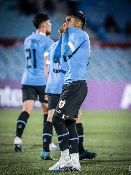 Facundo Torres comemorando o gol pelo Uruguai em amistoso - Reprodução