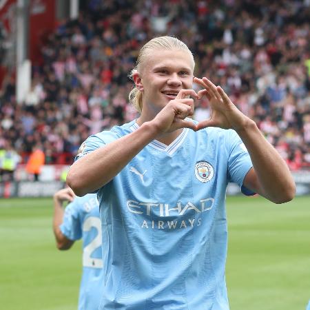 Haaland, do Manchester City, comemora gol contra Sheffield pelo Campeonato Inglês