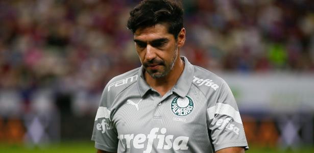 QUEBRANDO RECORDES! Abel Ferreira atinge marca de 300 jogos no Palmeiras em momento desafiador